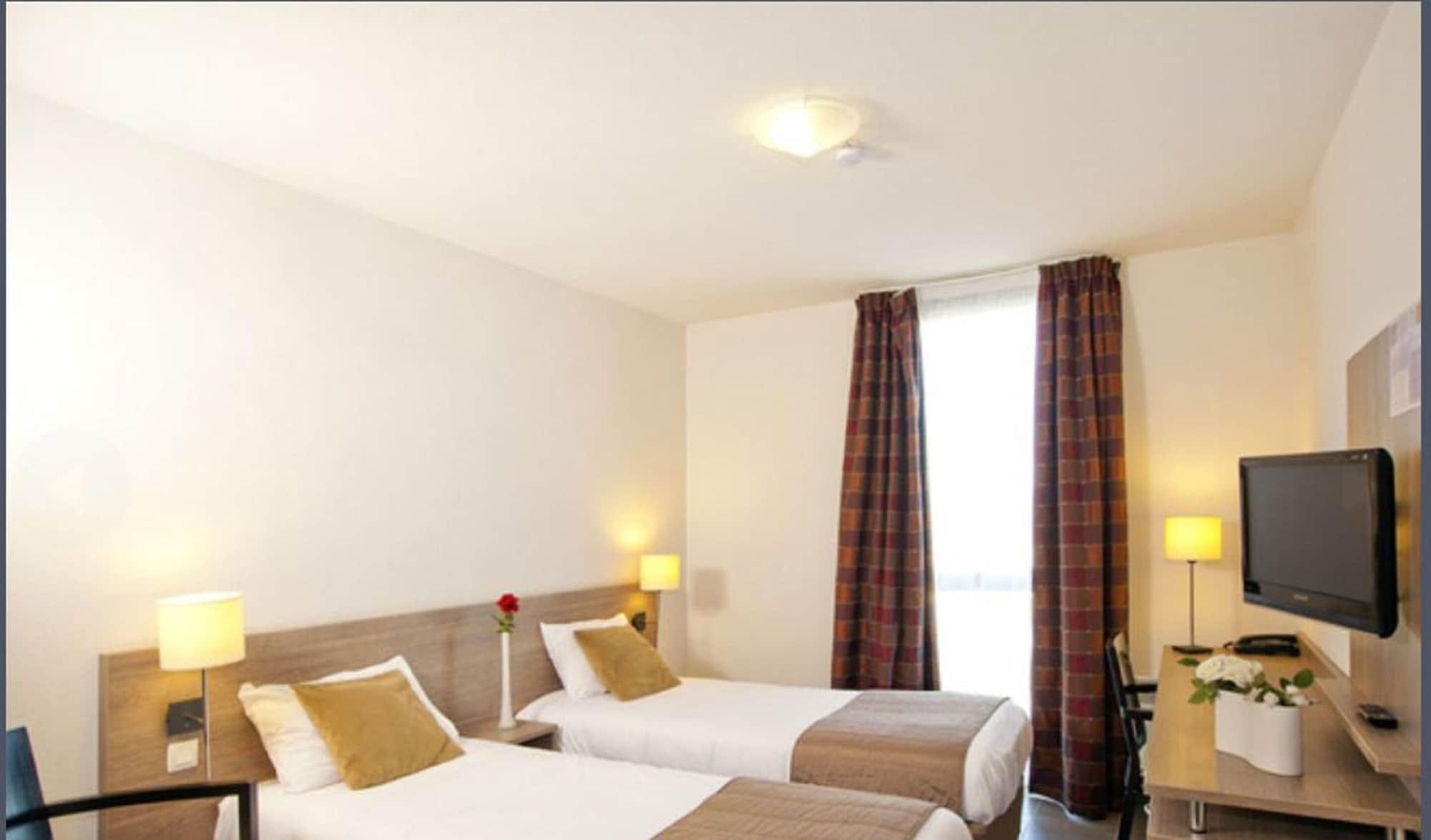 Apparthotel Sejours & Affaires Manosque Luaran gambar